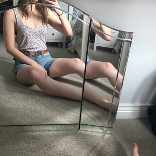 Elena Bateman feet photo 4