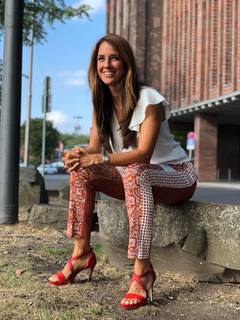 Elena Bruhn feet photo 16