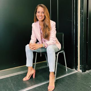 Elena Bruhn feet photo 3