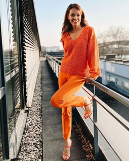 Elena Bruhn feet photo 2
