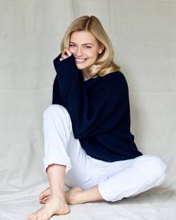 Elena Chernyavskaya feet photo 3
