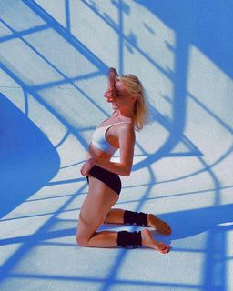 Elena Chernyavskaya feet photo 11