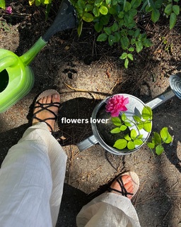 Elena Chernyavskaya feet photo 6
