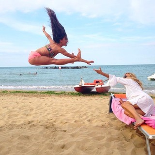 Elena D'Amario feet photo 12