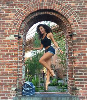 Elena D'Amario feet photo 17