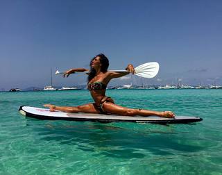 Elena D'Amario feet photo 9