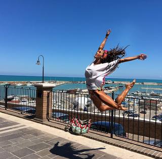 Elena D'Amario feet photo 20