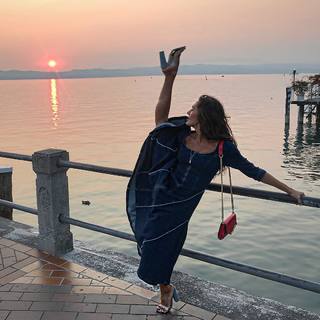 Elena D'Amario feet photo 14
