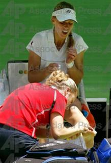 Elena Dementieva feet photo 8