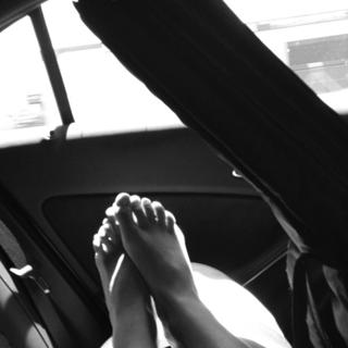 Elena Furiase feet photo 8
