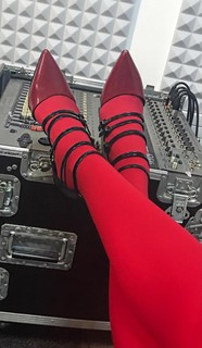 Elena Gheorghe feet photo 13