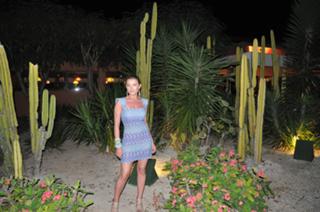 Elena Gheorghe feet photo 14