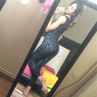 Elena Kremlidou feet photo thumbnail