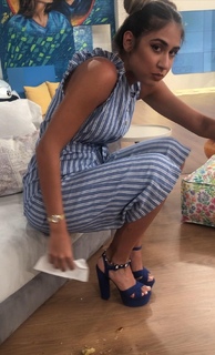 Elena Kremlidou feet photo thumbnail