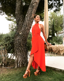 Elena Kremlidou feet photo thumbnail