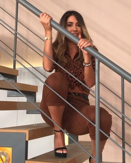 Elena Kremlidou feet photo thumbnail