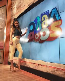 Elena Kremlidou feet photo thumbnail