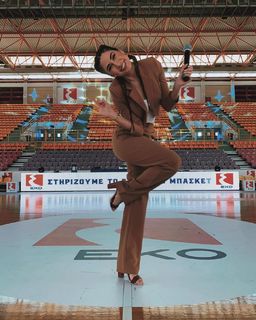 Elena Kremlidou feet photo thumbnail