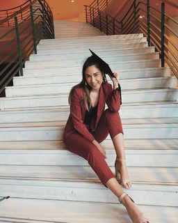 Elena Kremlidou feet photo thumbnail