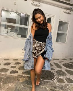 Elena Kremlidou feet photo thumbnail