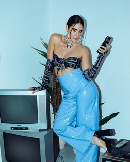 Elena Kremlidou feet photo thumbnail