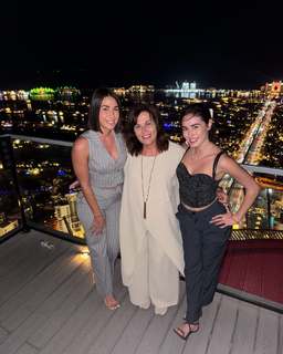 Elena Kremlidou feet photo thumbnail