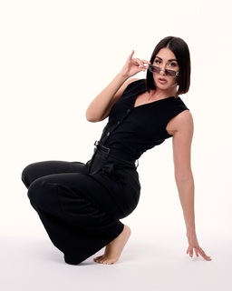 Elena Kremlidou feet photo thumbnail