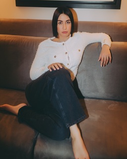 Elena Kremlidou feet photo thumbnail