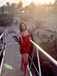 Elena Kremlidou feet photo thumbnail