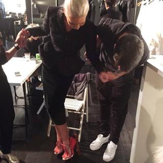 Elena Letuchaya feet photo thumbnail