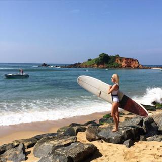 Elena Letuchaya feet photo thumbnail