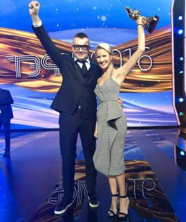 Elena Letuchaya feet photo thumbnail