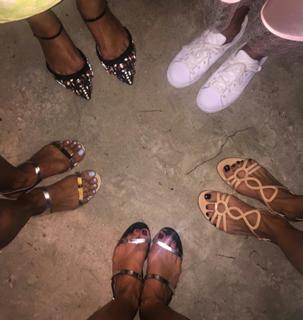 Elena Letuchaya feet photo thumbnail