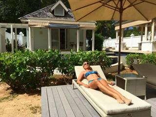 Elena Letuchaya feet photo thumbnail