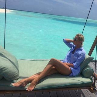 Elena Letuchaya feet photo thumbnail