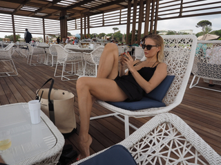 Elena Letuchaya feet photo thumbnail