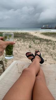 Elena Letuchaya feet photo thumbnail