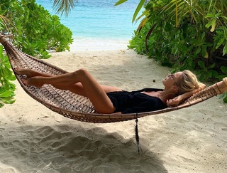 Elena Letuchaya feet photo thumbnail