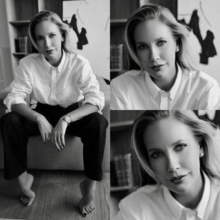 Elena Letuchaya feet photo thumbnail