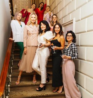 Elena Letuchaya feet photo thumbnail