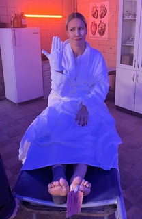 Elena Letuchaya feet photo thumbnail