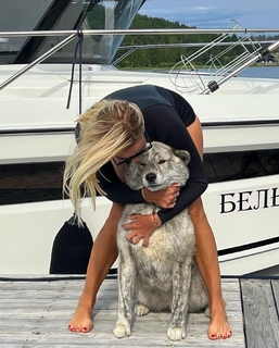 Elena Letuchaya feet photo thumbnail