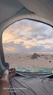 Elena Letuchaya feet photo thumbnail