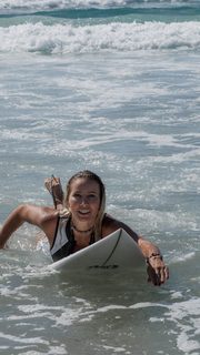 Elena Letuchaya feet photo thumbnail