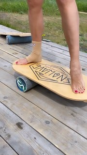 Elena Letuchaya feet photo thumbnail