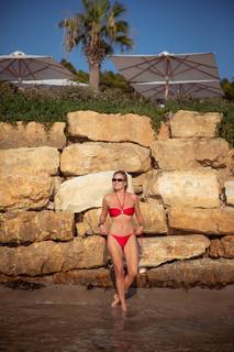 Elena Letuchaya feet photo thumbnail