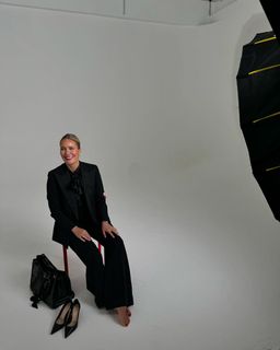 Elena Letuchaya feet photo thumbnail