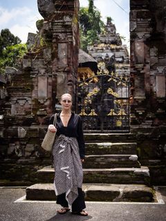 Elena Letuchaya feet photo thumbnail