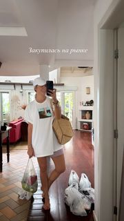 Elena Letuchaya feet photo 16