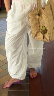 Elena Letuchaya feet photo 10